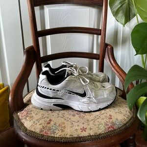 Nike Initiators
